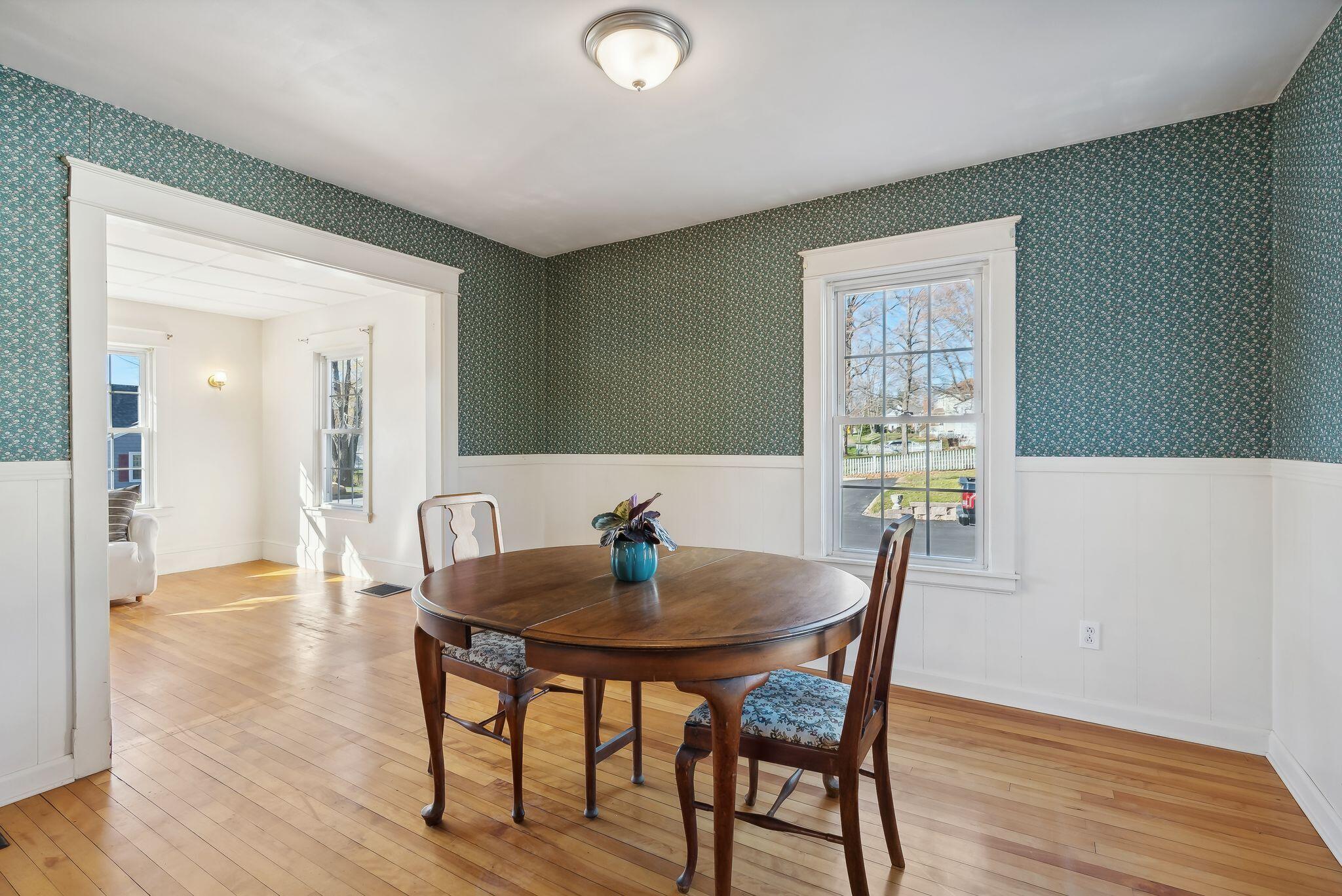 357 Capisic Street Portland, ME 04102 - Photo 10 of 31 DSC09557