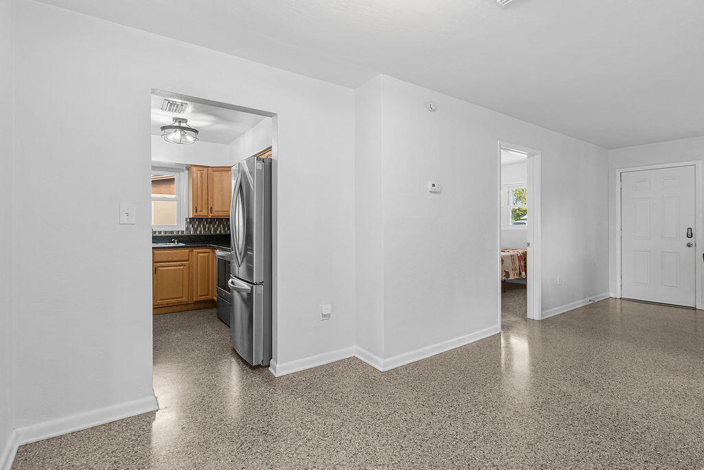 641 Cornwall Terrace Mary Esther, FL 32569 - Photo 14 of 40 Dining Area