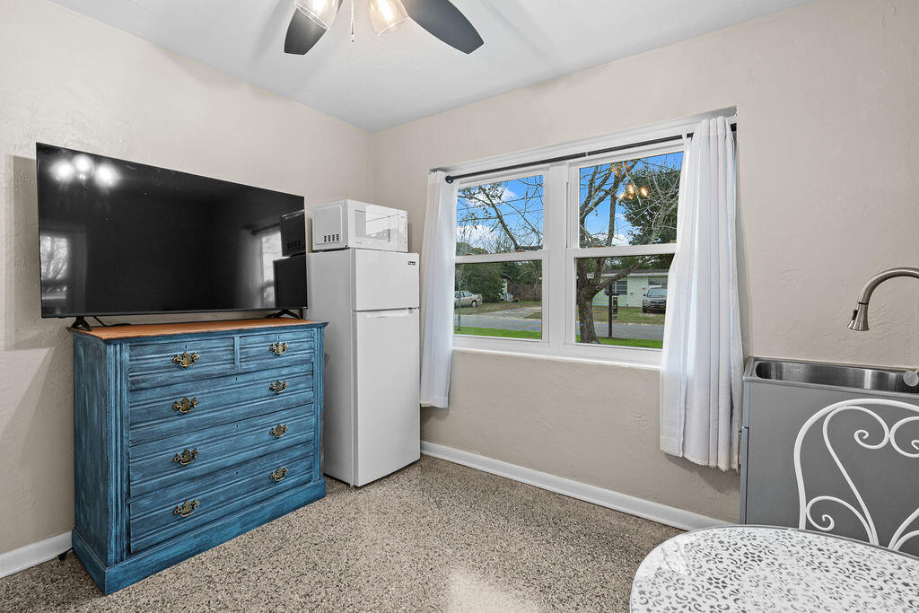 641 Cornwall Terrace Mary Esther, FL 32569 - Photo 27 of 40 Bedroom #3