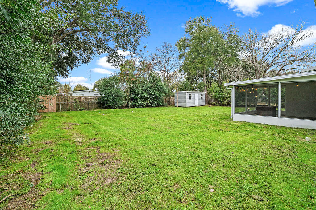 641 Cornwall Terrace Mary Esther, FL 32569 - Photo 39 of 40 Back Yard