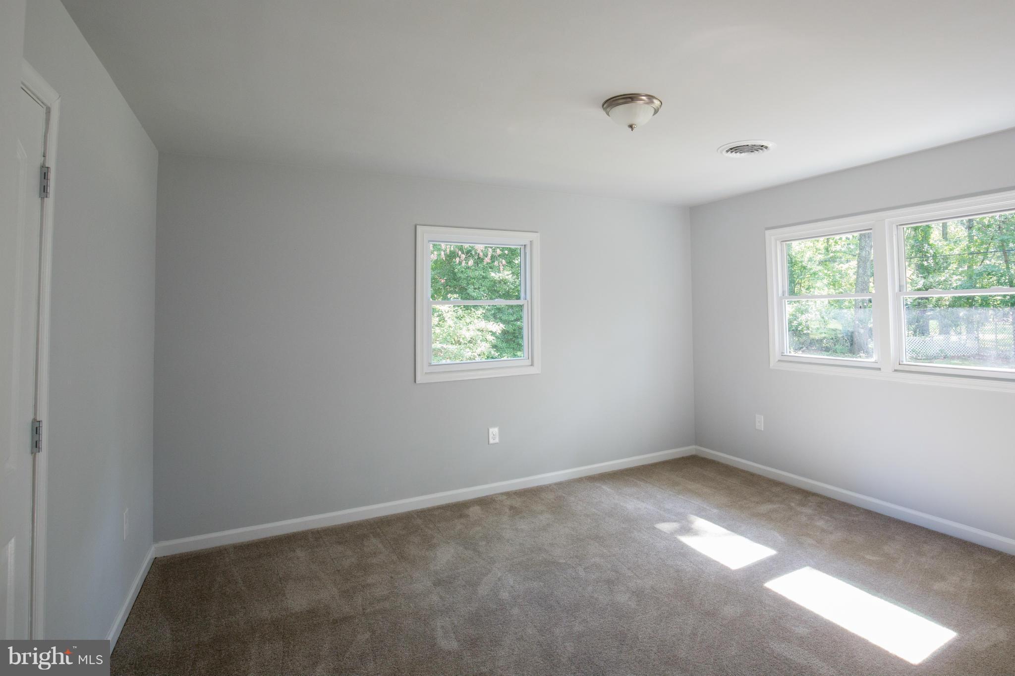 1528 Friendly Road Pasadena, MD 21122 - Photo 21 of 27 Bedroom