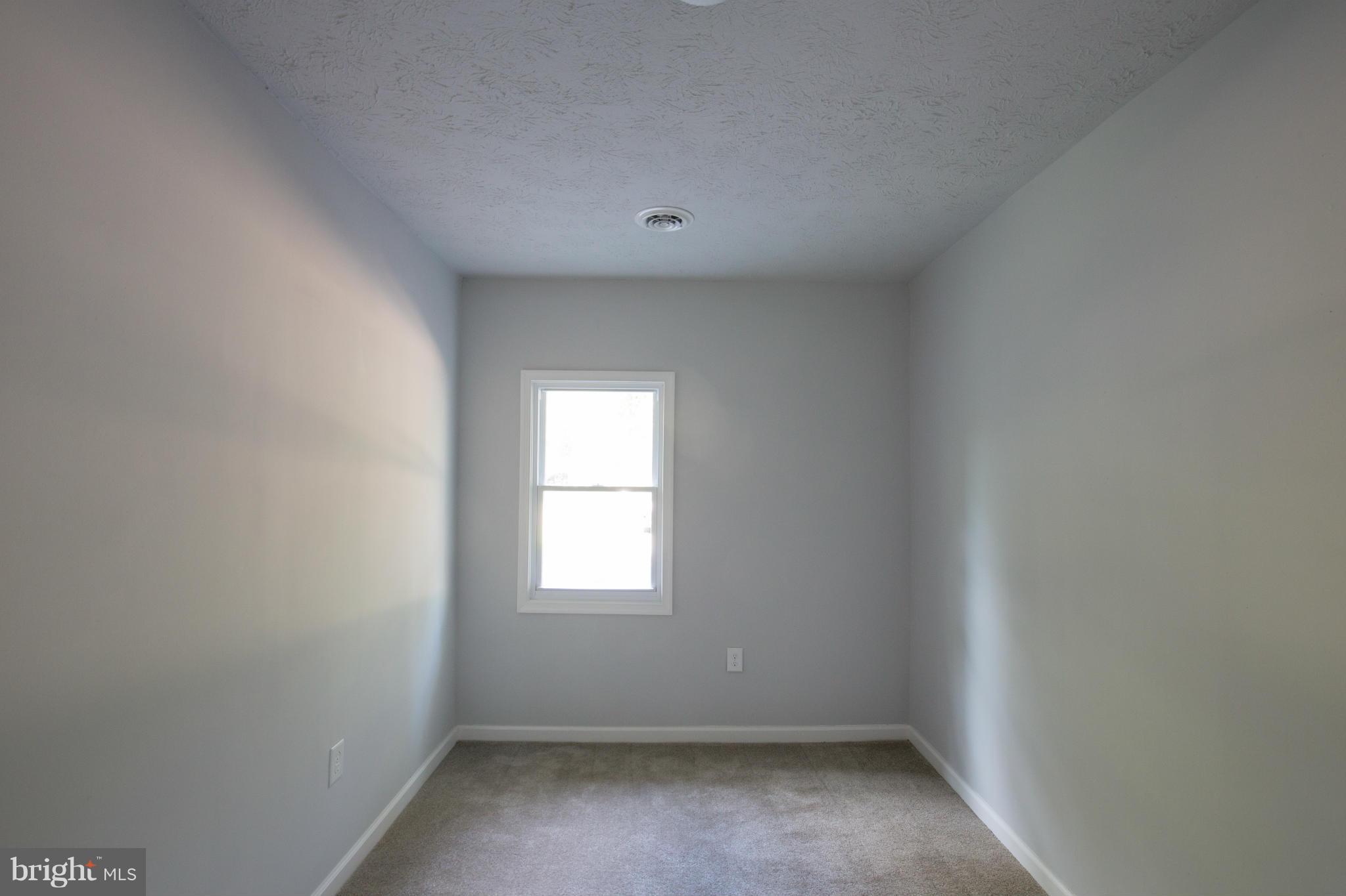 1528 Friendly Road Pasadena, MD 21122 - Photo 24 of 27 Bedroom