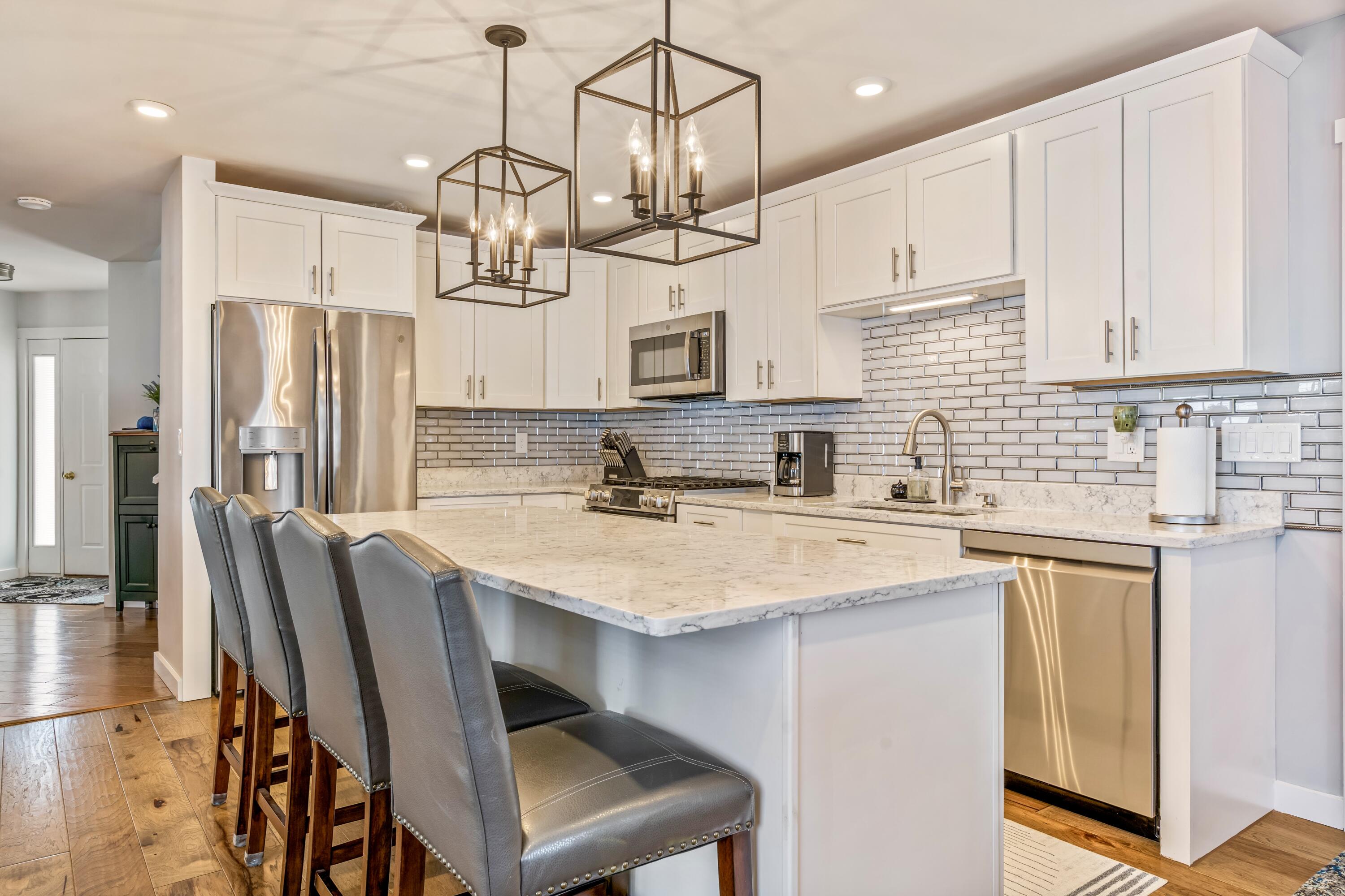 29 Winsor Green Road, Unit 29 Naples, ME 04055 - Photo 13 of 65 Kitchen 6