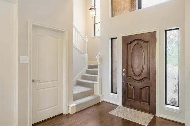 $500,000 | 5905 Riverbend Place, Fort Worth, TX 76112