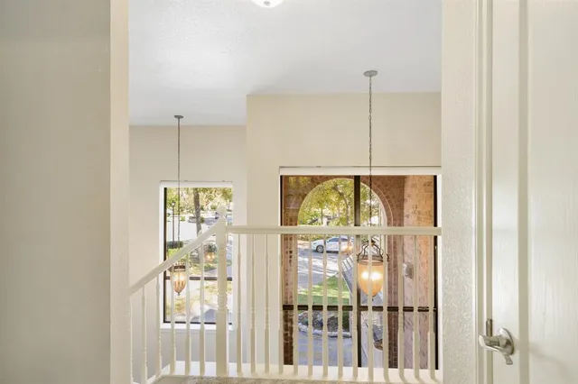 $500,000 | 5905 Riverbend Place, Fort Worth, TX 76112