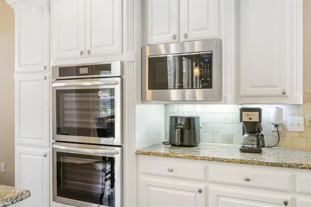 $500,000 | 5905 Riverbend Place, Fort Worth, TX 76112