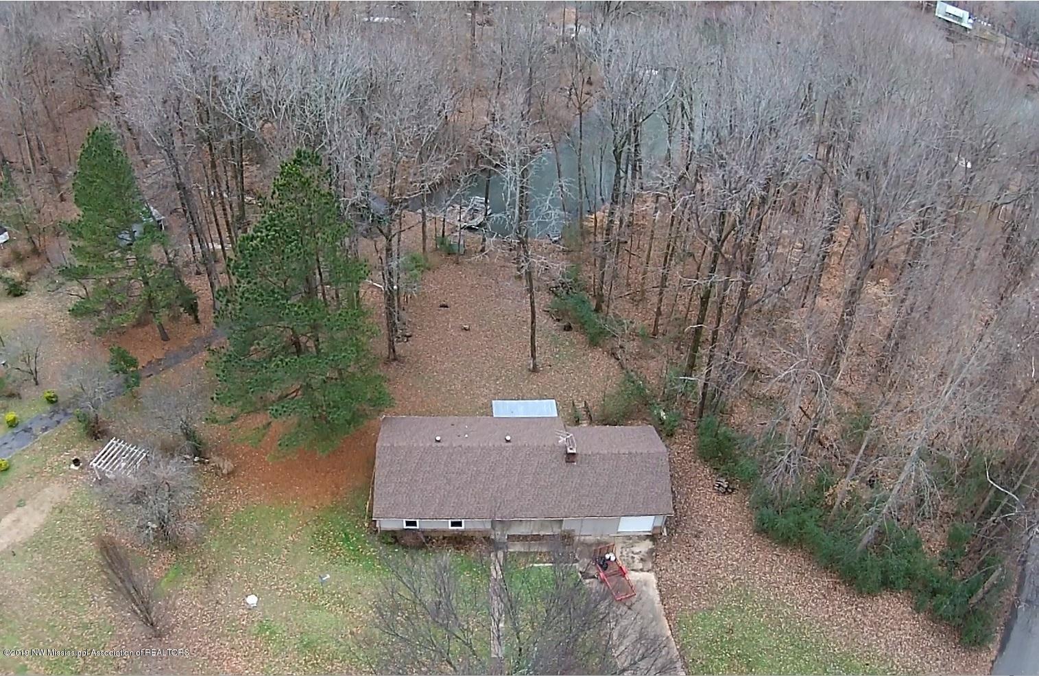 10759 High Road Hernando, MS 38632 - Photo 3 of 24 high4