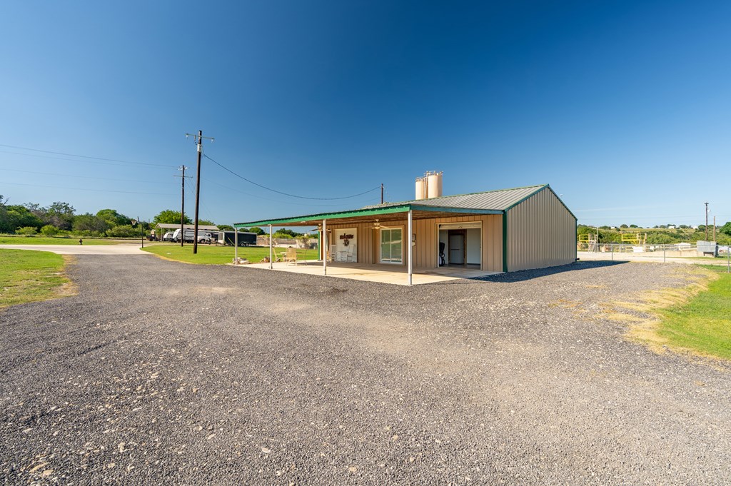 126-130 Robby Lane Kerrville, TX 78028 - Photo 54 of 76