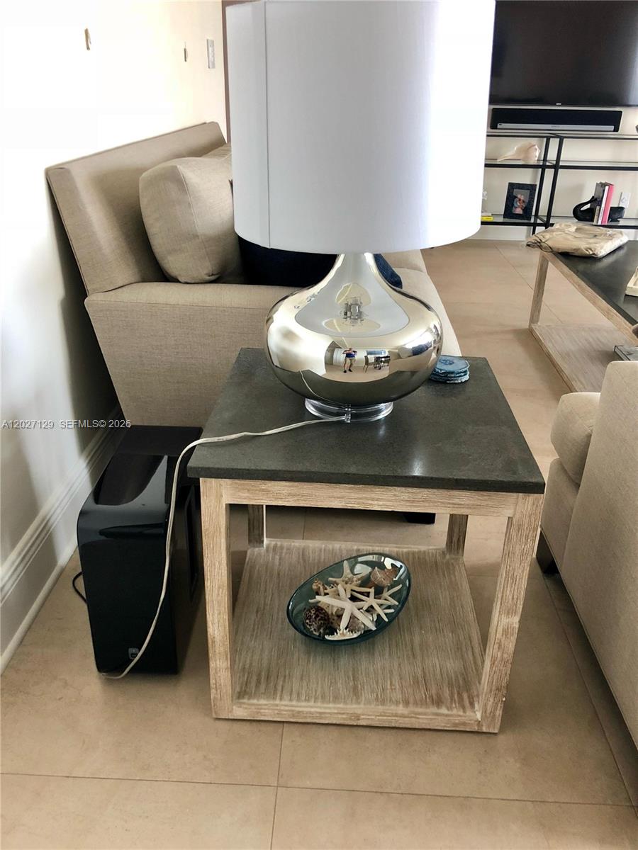 607 Ocean Drive, Unit 9K Key Biscayne, FL 33149 - Photo 18 of 25