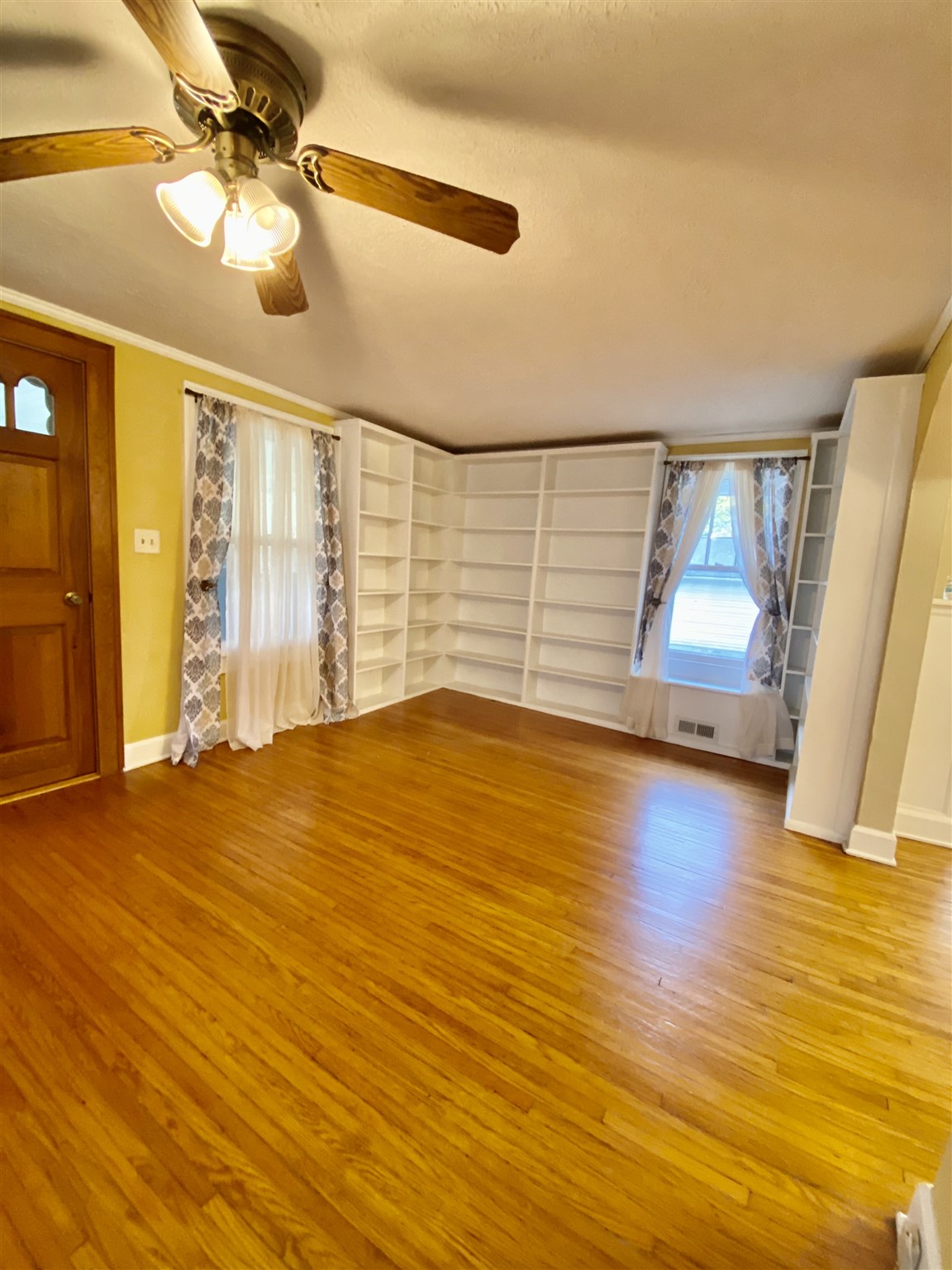770 South Ransom Lane Bloomington, IN 47403 - Photo 5 of 36