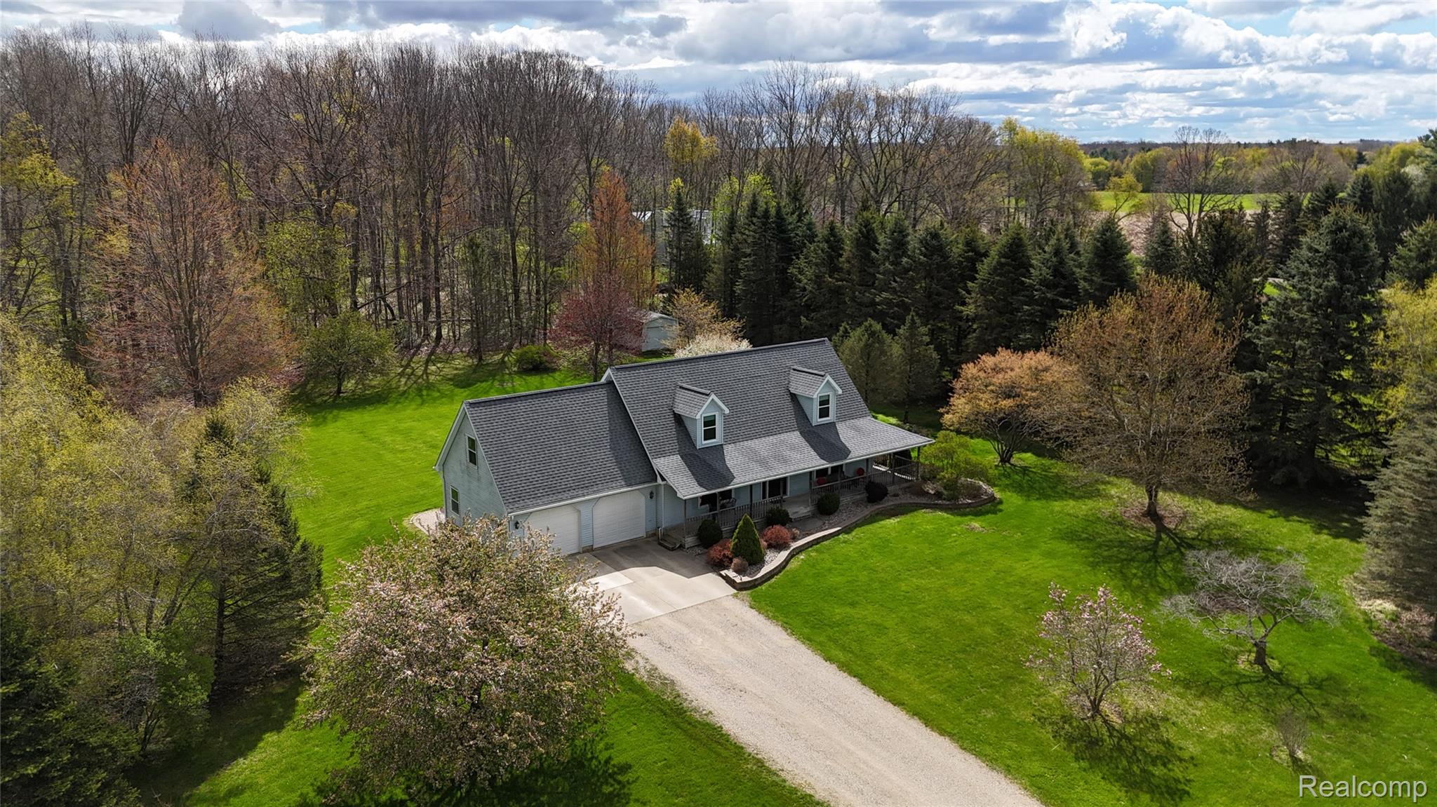 6882 Jones Road North Branch, MI 48461 - Photo 46 of 64 DJI_20260502111139_0114_D.JPG