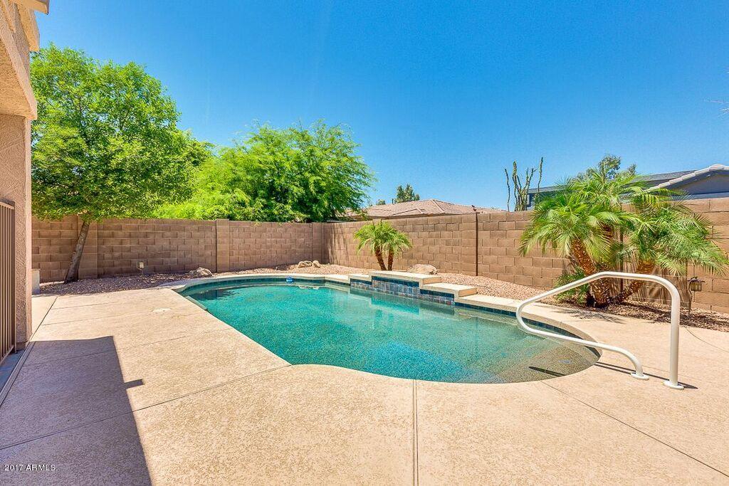 21152 East Nightingale Road Queen Creek, AZ 85142 - Photo 20 of 24 21152 backyard2