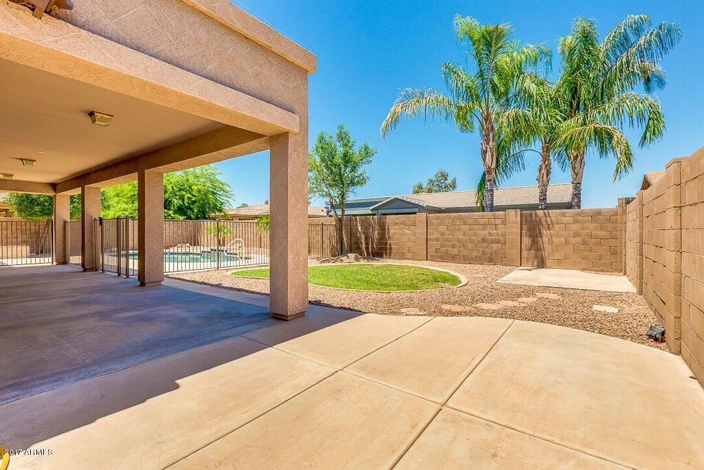 21152 East Nightingale Road Queen Creek, AZ 85142 - Photo 21 of 24 21152 backyard3