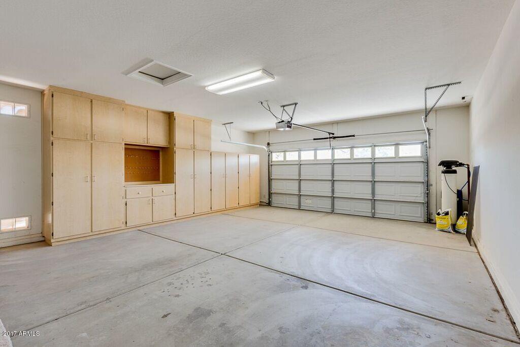 21152 East Nightingale Road Queen Creek, AZ 85142 - Photo 24 of 24 21152 garage
