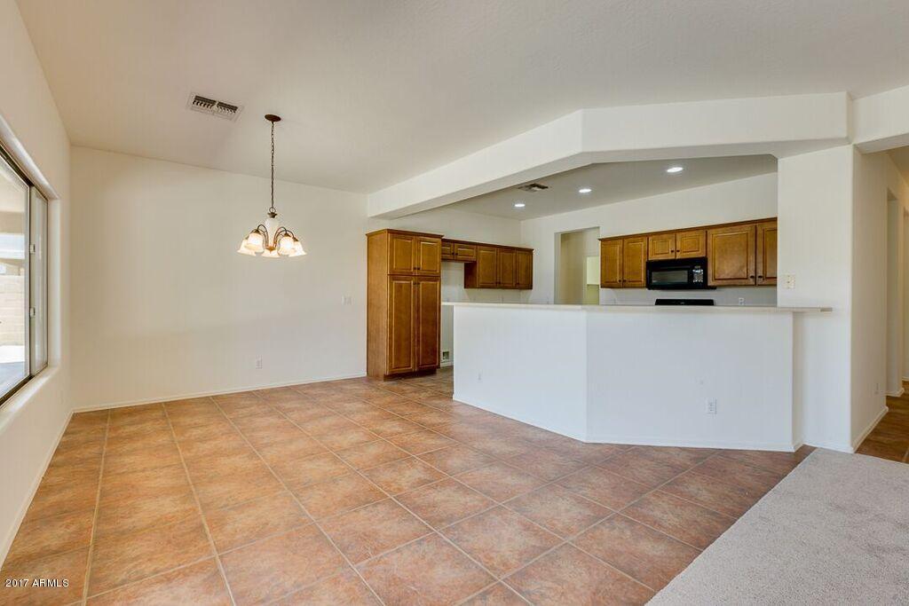 21152 East Nightingale Road Queen Creek, AZ 85142 - Photo 6 of 24 21152 kitchen dining