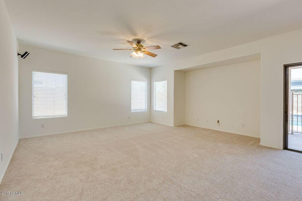 21152 East Nightingale Road Queen Creek, AZ 85142 - Photo 9 of 24 21152 family room2