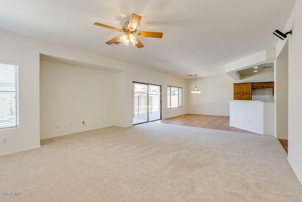 21152 East Nightingale Road Queen Creek, AZ 85142 - Photo 10 of 24 21152 family room3