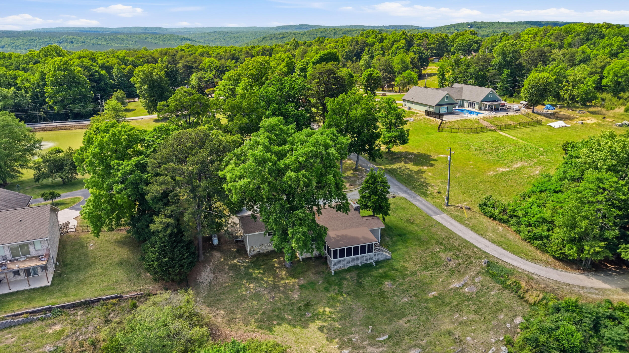 12024 Laurbrow Road Soddy-Daisy, TN 37379 - Photo 31 of 36 31_31_12024 laurbrow rd-31
