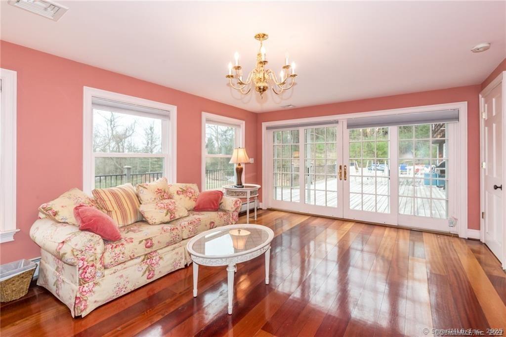 15 Sand Hill Road Simsbury, CT 06089 - Photo 17 of 40