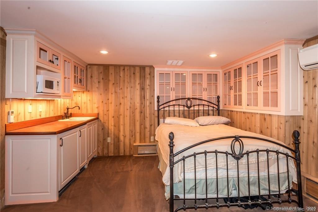 15 Sand Hill Road Simsbury, CT 06089 - Photo 23 of 40