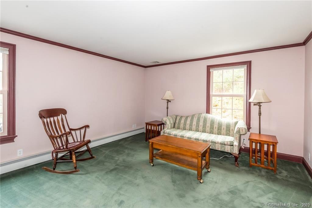 15 Sand Hill Road Simsbury, CT 06089 - Photo 4 of 40