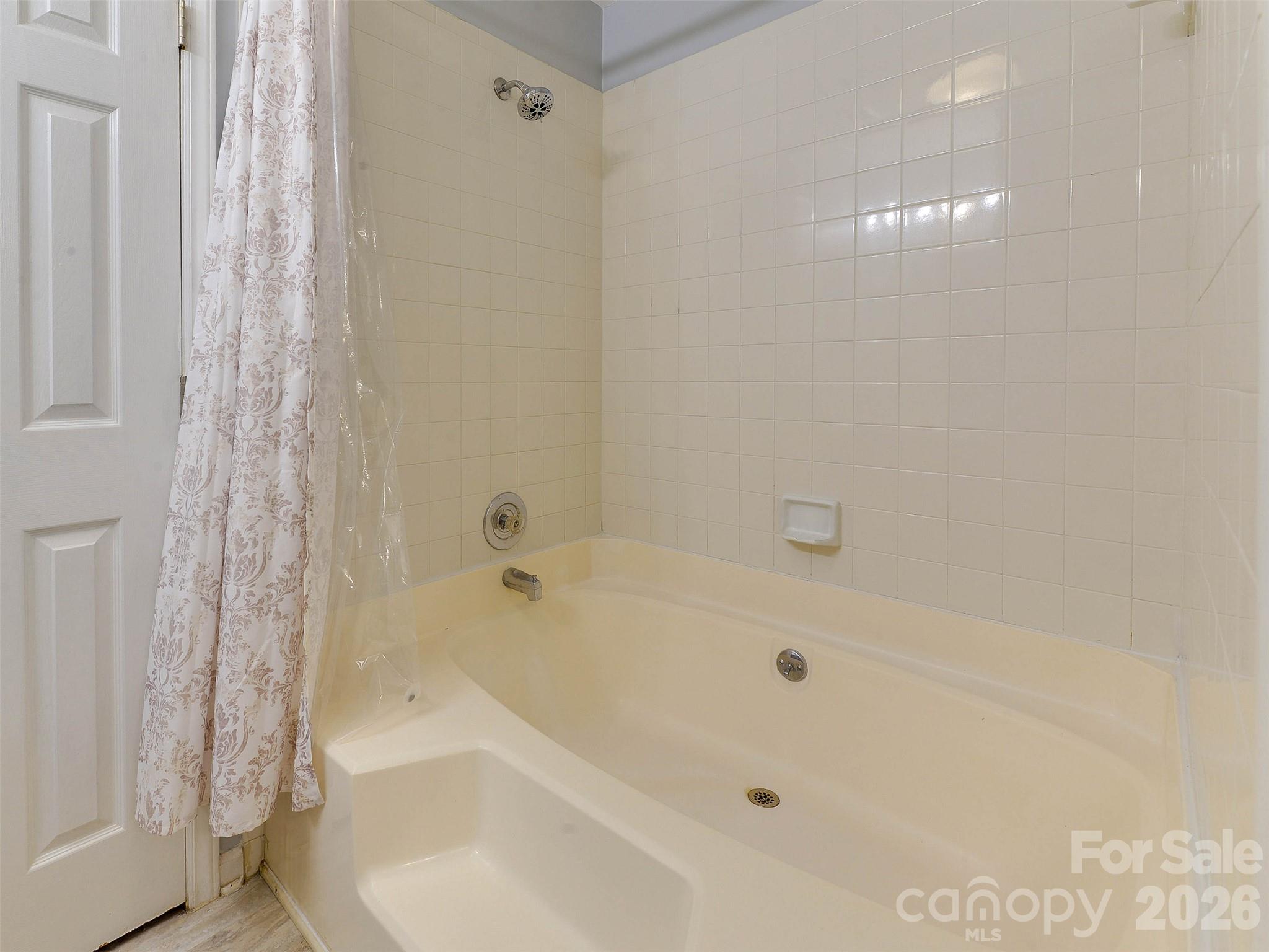 766 Marsh Road, Unit 7 Charlotte, NC 28209 - Photo 25 of 34 Gallery Image 25