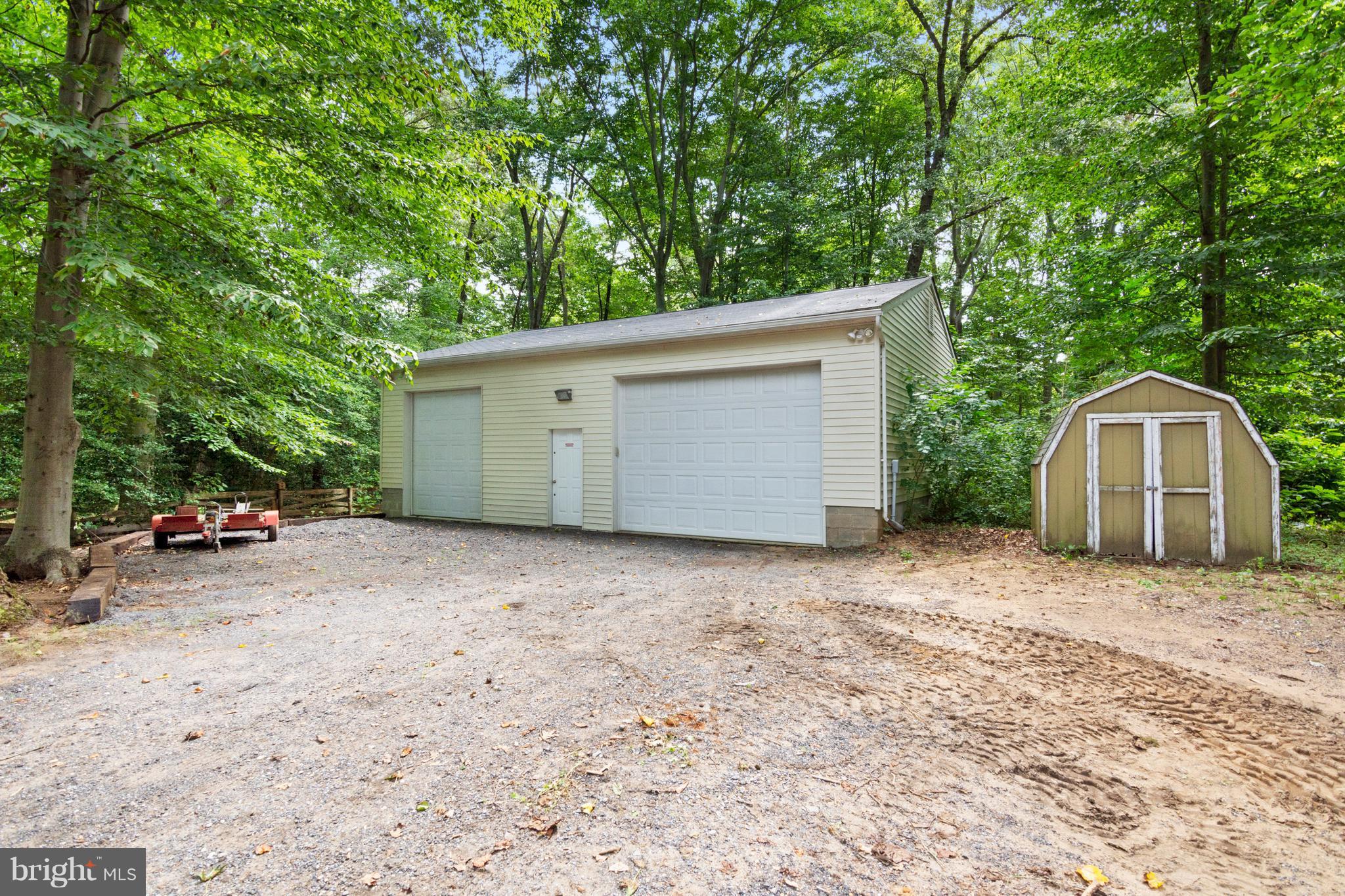 3737 Nile Road Davidsonville, MD 21035 - Photo 23 of 28 Massive garage/workshop.