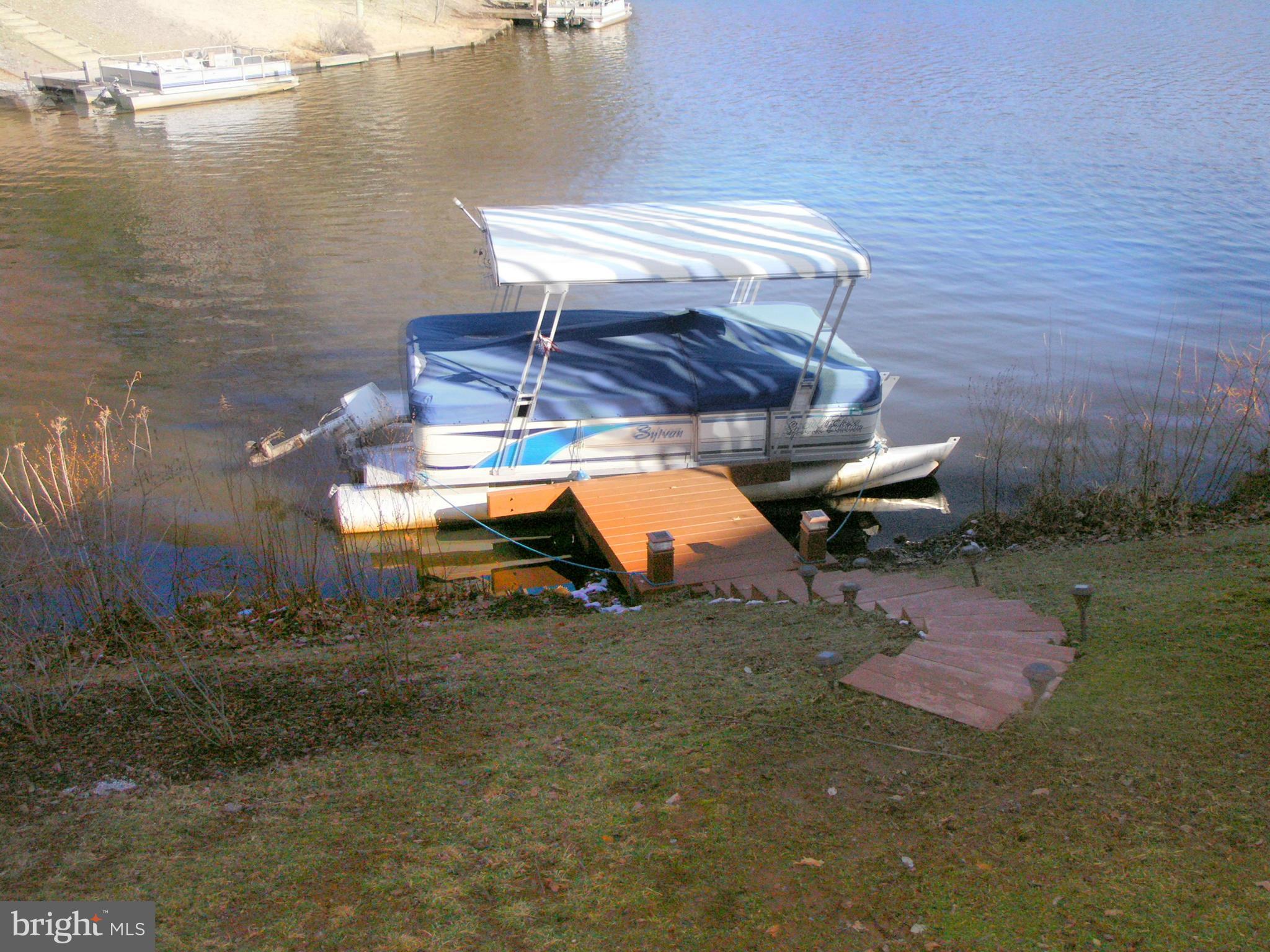 2129 Cabots Point Lane Reston, VA 20191 - Photo 28 of 29 Private Dock with Pontoon Boat