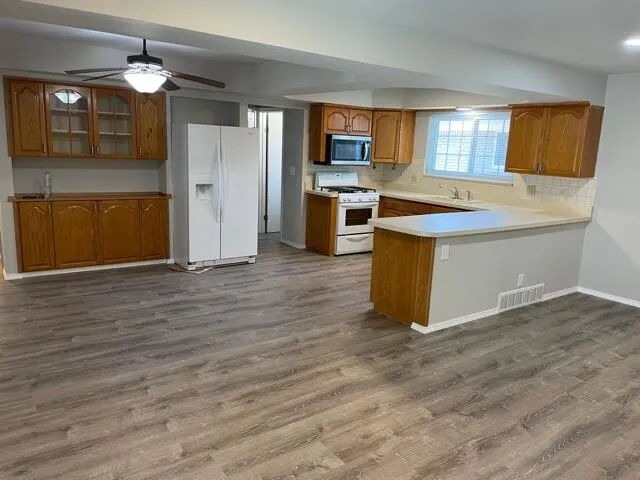 $285,000 | 35695 Bonneville Drive, Sterling Heights, MI 48312