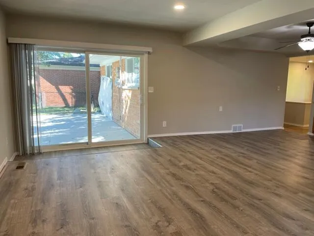 $285,000 | 35695 Bonneville Drive, Sterling Heights, MI 48312