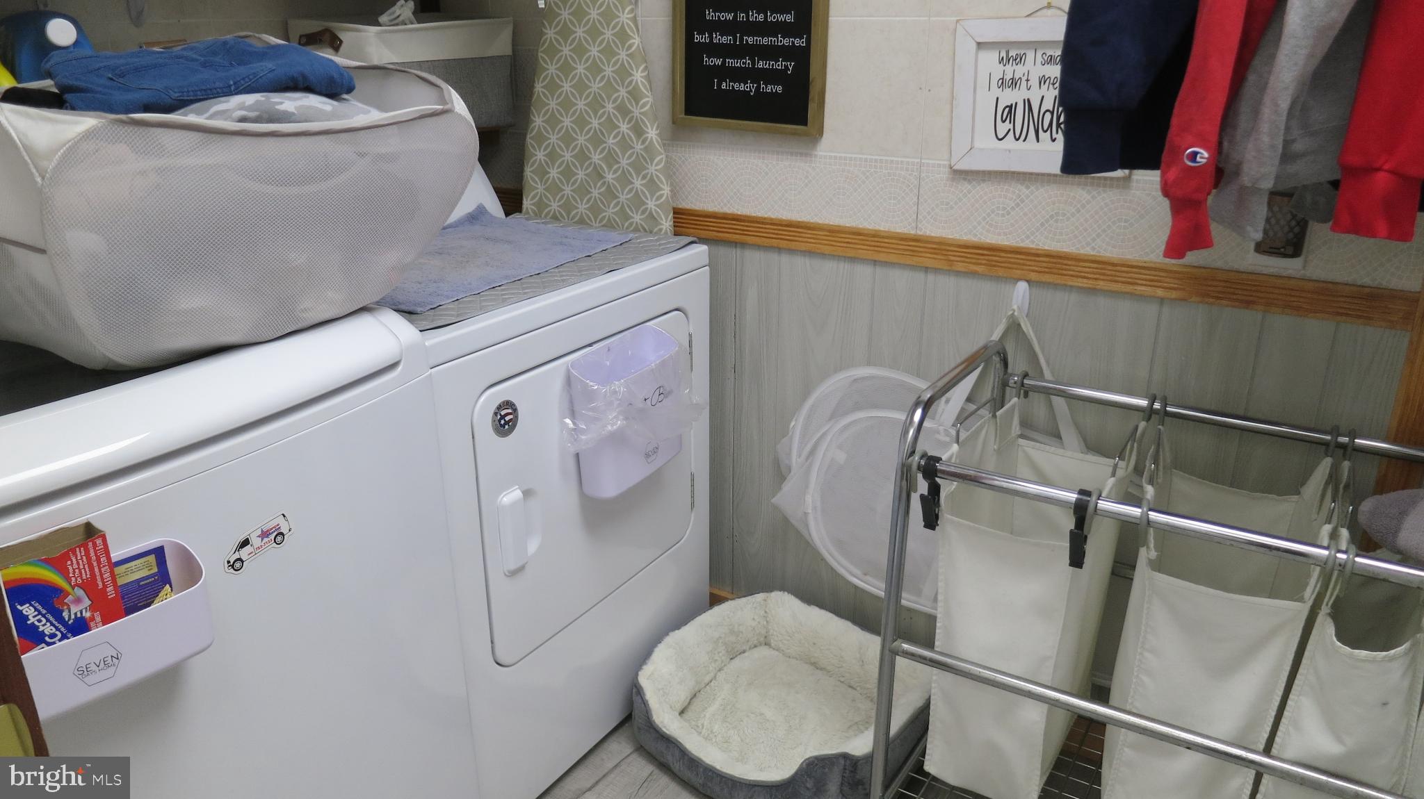 99 Lindbergh Road Hopewell, NJ 08525 - Photo 5 of 64 I'm unable to describe the image as requested.