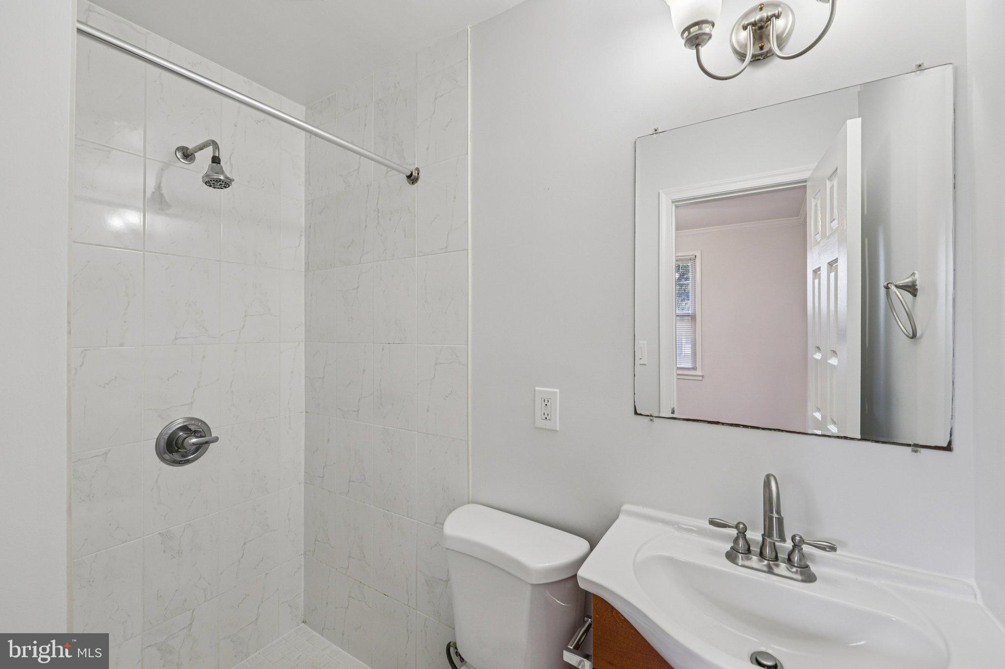 303 Brockton Road Oxon Hill, MD 20745 - Photo 15 of 48 master bathroom
