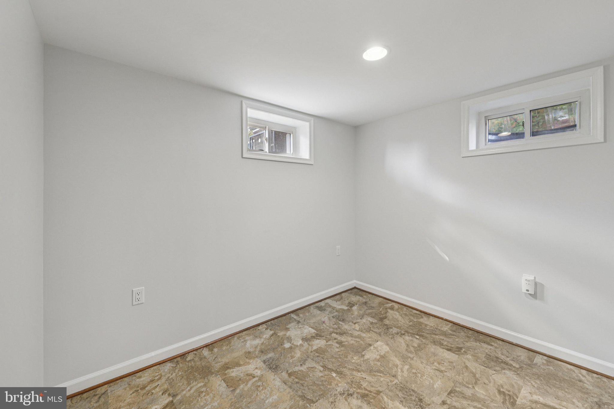 303 Brockton Road Oxon Hill, MD 20745 - Photo 27 of 48