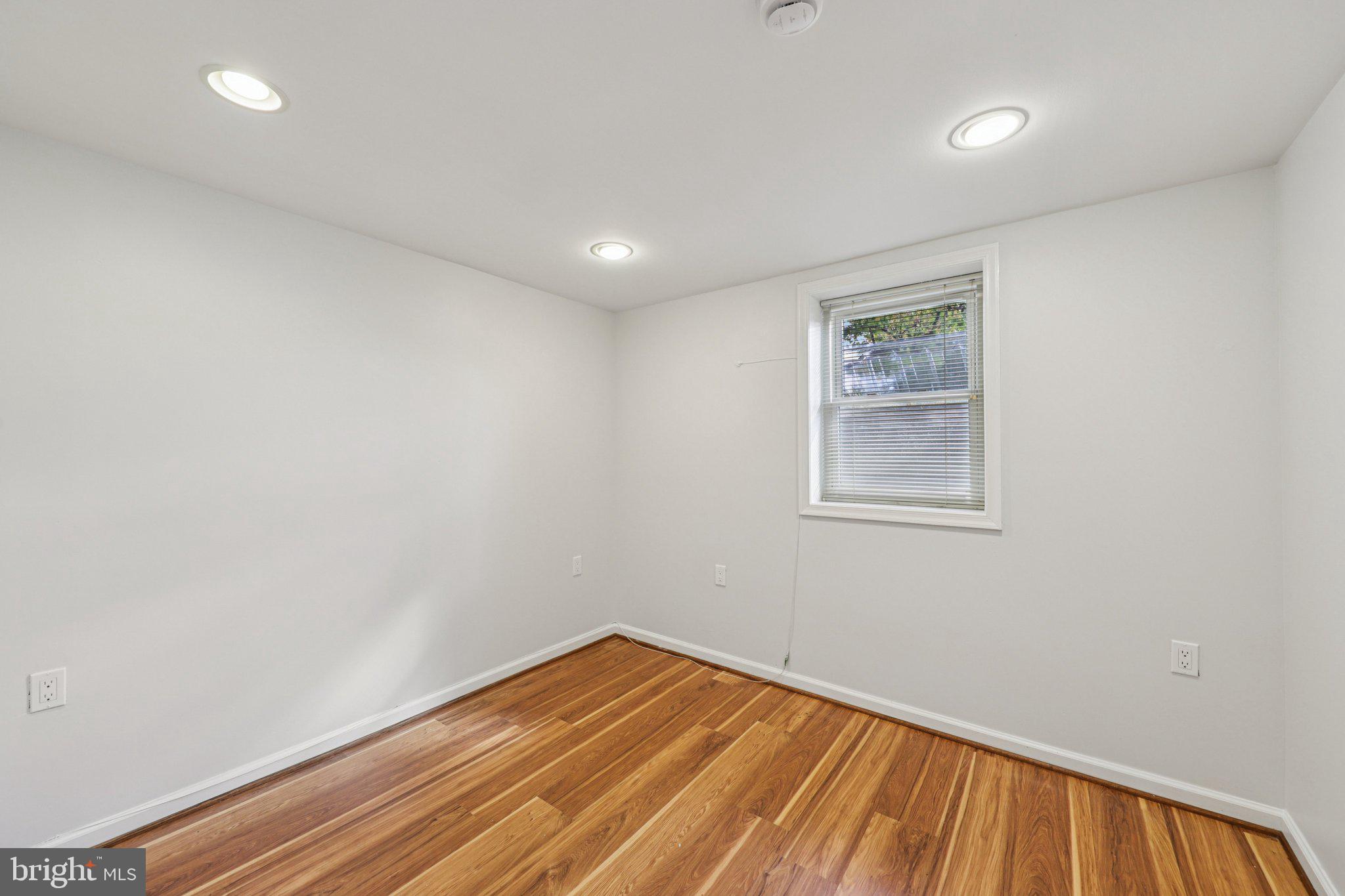 303 Brockton Road Oxon Hill, MD 20745 - Photo 34 of 48 basement bedroom