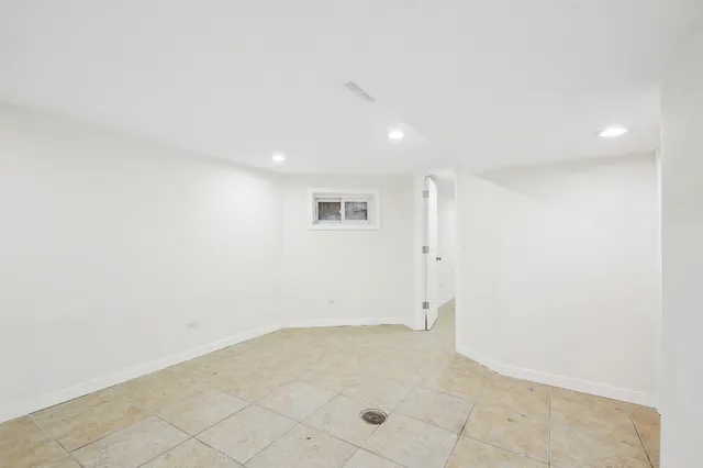 $599,900 | 2336 West Taylor Street, Chicago, IL 60612