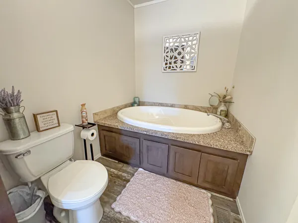 $255,000 | 104 Evans Way, Scottville, MI 49454