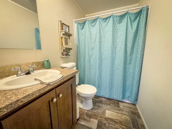 $255,000 | 104 Evans Way, Scottville, MI 49454