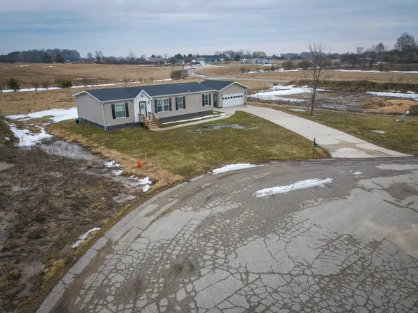 $255,000 | 104 Evans Way, Scottville, MI 49454