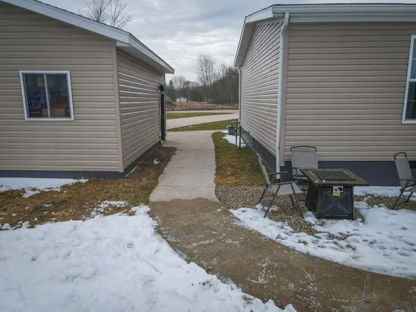 $255,000 | 104 Evans Way, Scottville, MI 49454