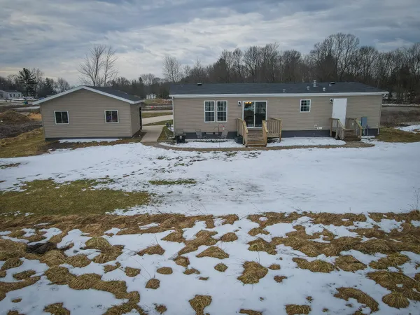 $255,000 | 104 Evans Way, Scottville, MI 49454
