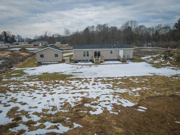 $255,000 | 104 Evans Way, Scottville, MI 49454