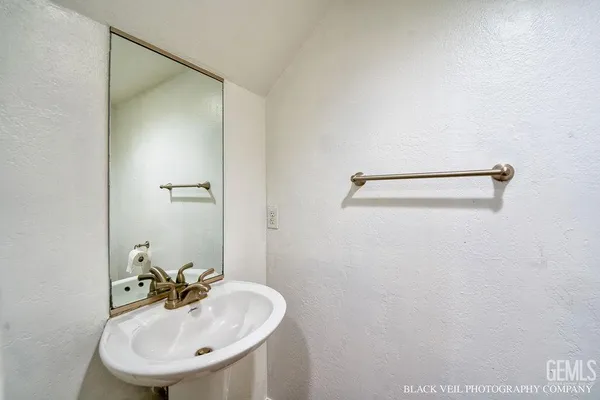 $235,000 | Undisclosed Address, Bakersfield, CA 93301