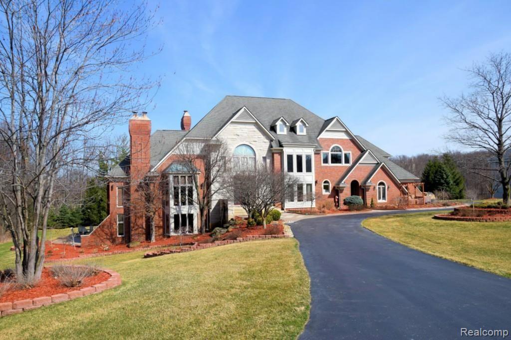 5405 Abbey Drive Rochester, MI 48306 - Photo 4 of 94 EXT3 (Large).jpg