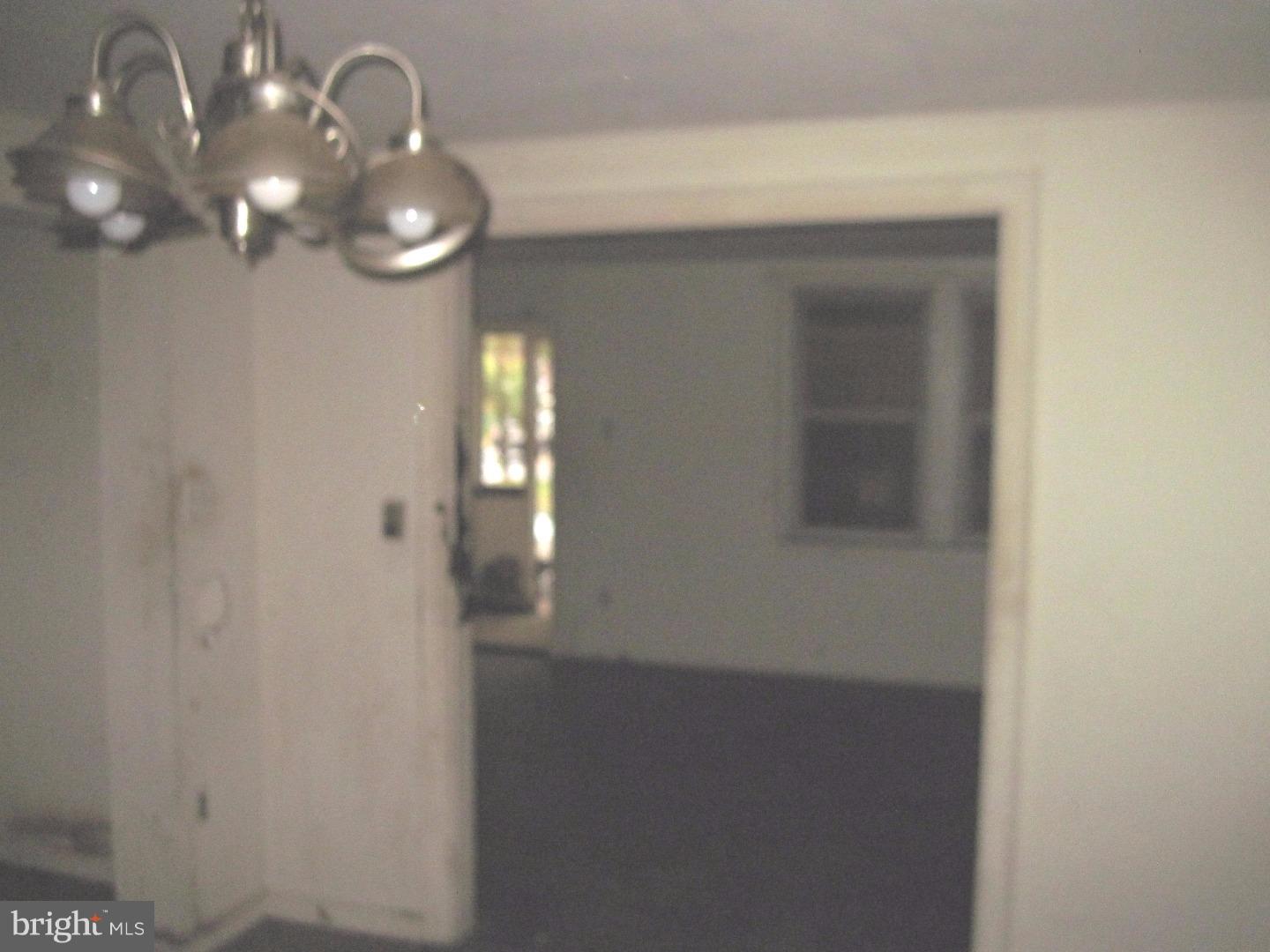 2862 Yorkship Road Camden, NJ 08104 - Photo 6 of 13 Dining Room