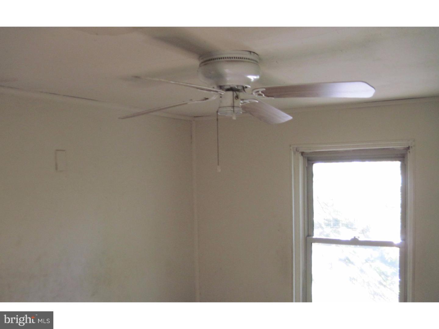 2862 Yorkship Road Camden, NJ 08104 - Photo 7 of 13 Bedroom - Main