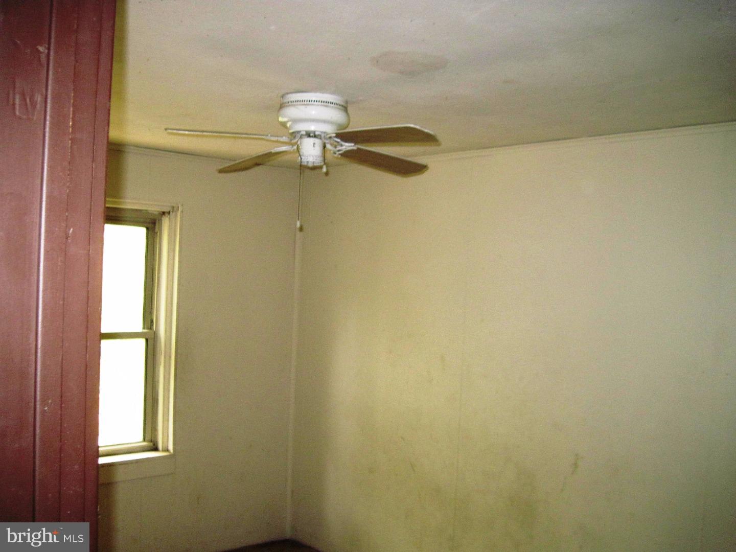 2862 Yorkship Road Camden, NJ 08104 - Photo 10 of 13 Bedroom 3