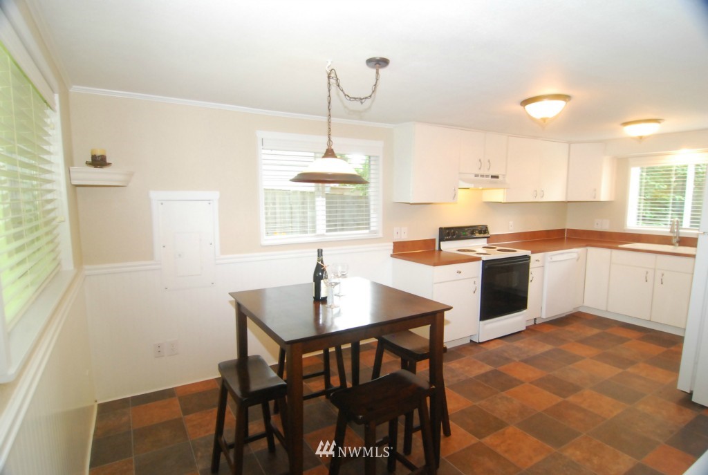 24108 7th Place West Bothell, WA 98021 - Photo 3 of 15