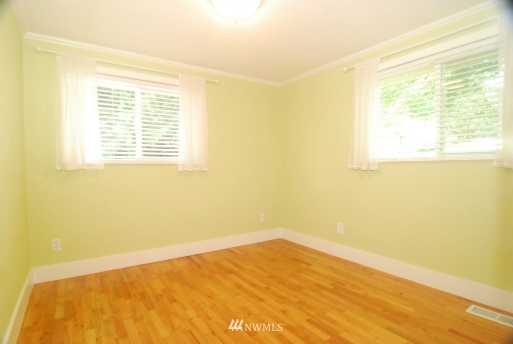 24108 7th Place West Bothell, WA 98021 - Photo 7 of 15