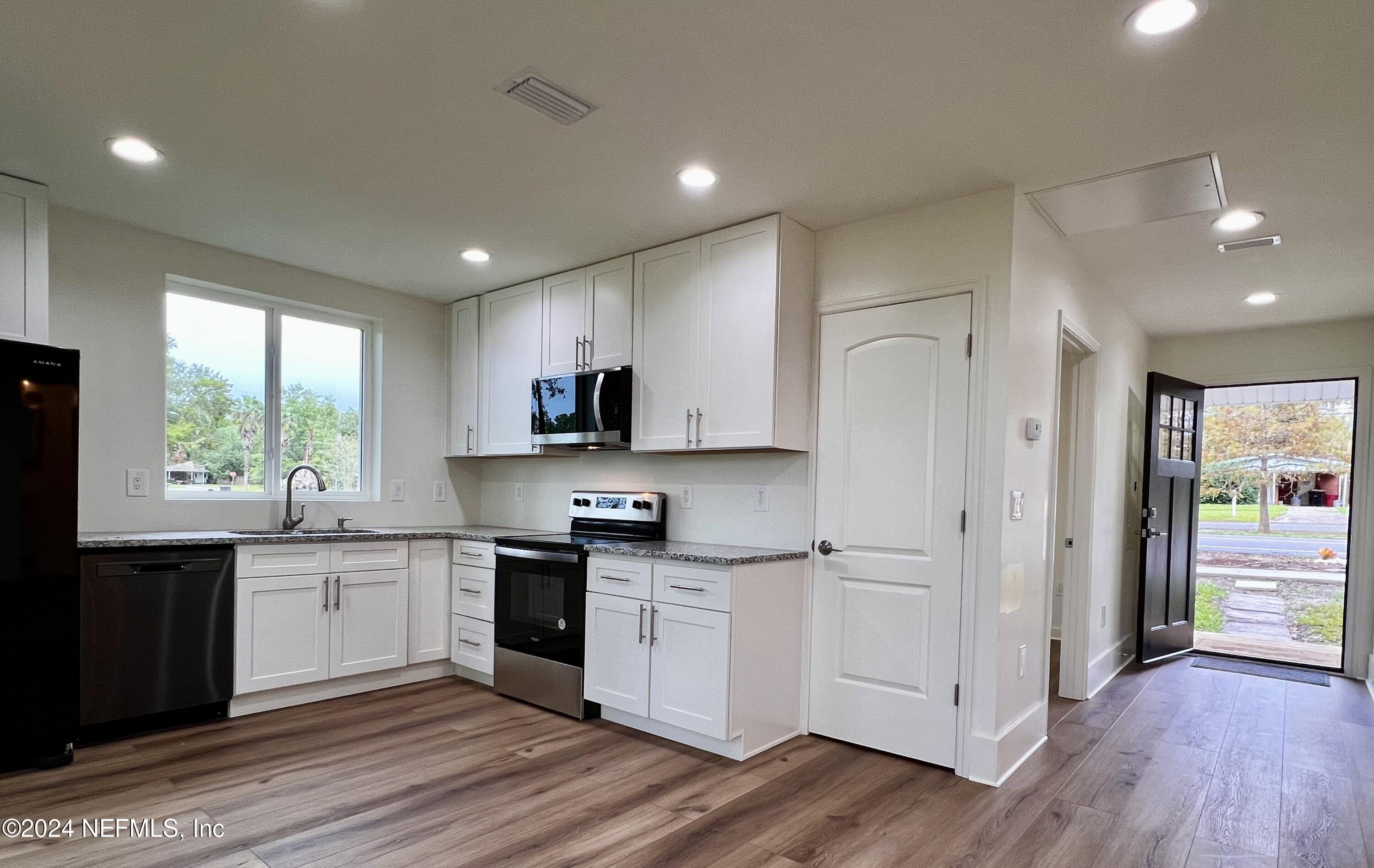 9672 Sibbald Road Jacksonville, FL 32208 - Photo 11 of 62 IMG_5498