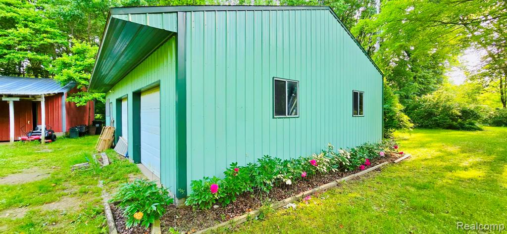 16744 Arnold Road Gregory, MI 48137 - Photo 9 of 67